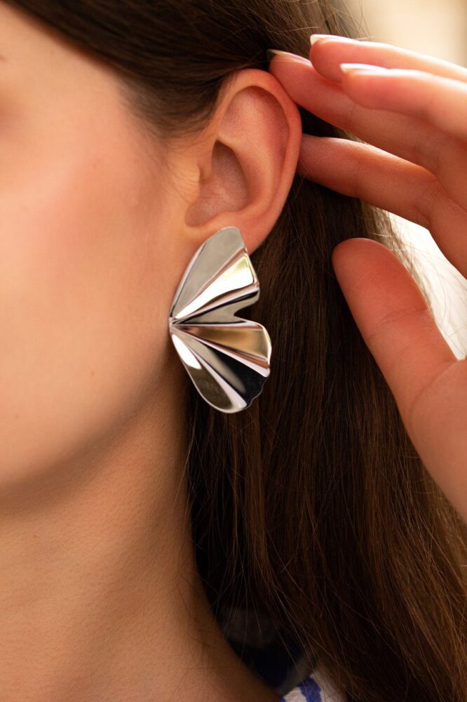 Бижутерия Марки Leis