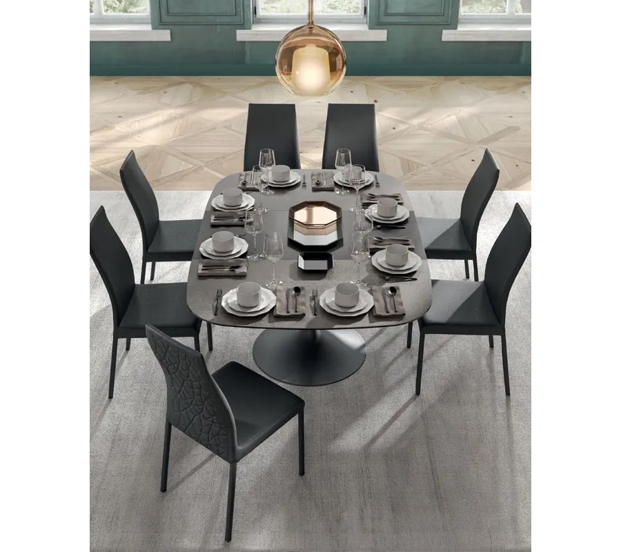 Разтегателна маса за трапезария