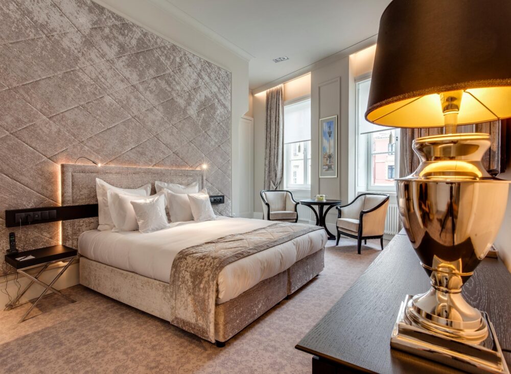 Какви луксозни хотели има във Варшава