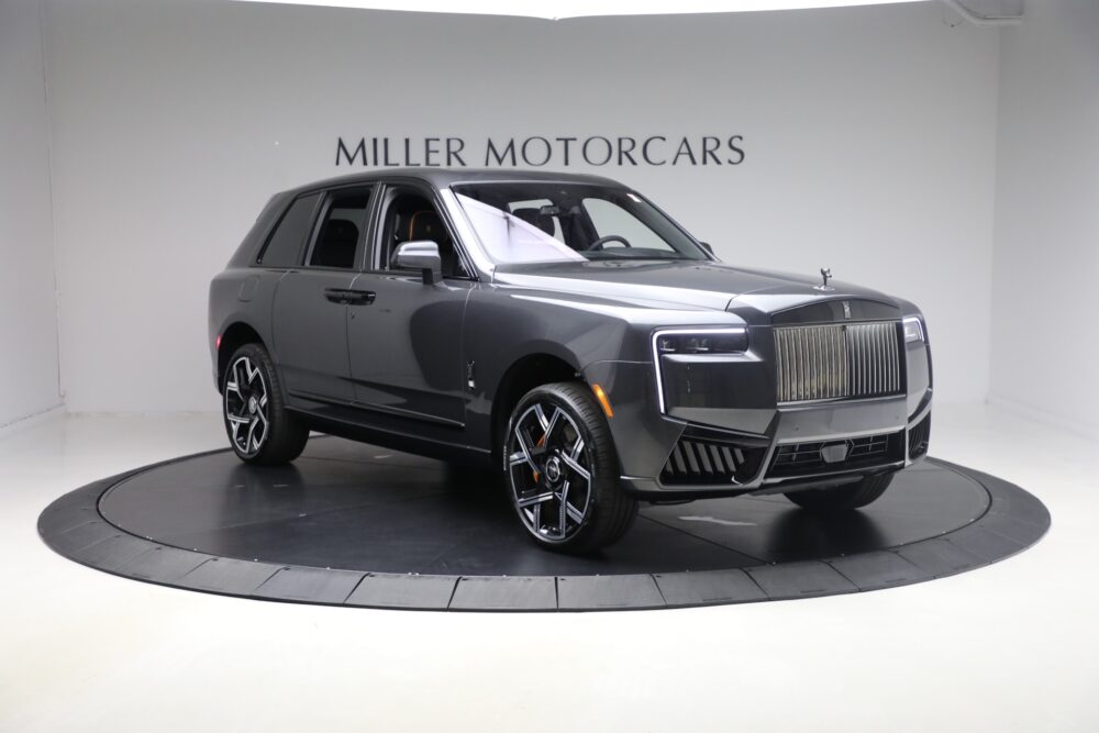 Колко струва Rolls Royce Cullinan Black Badge 2026
