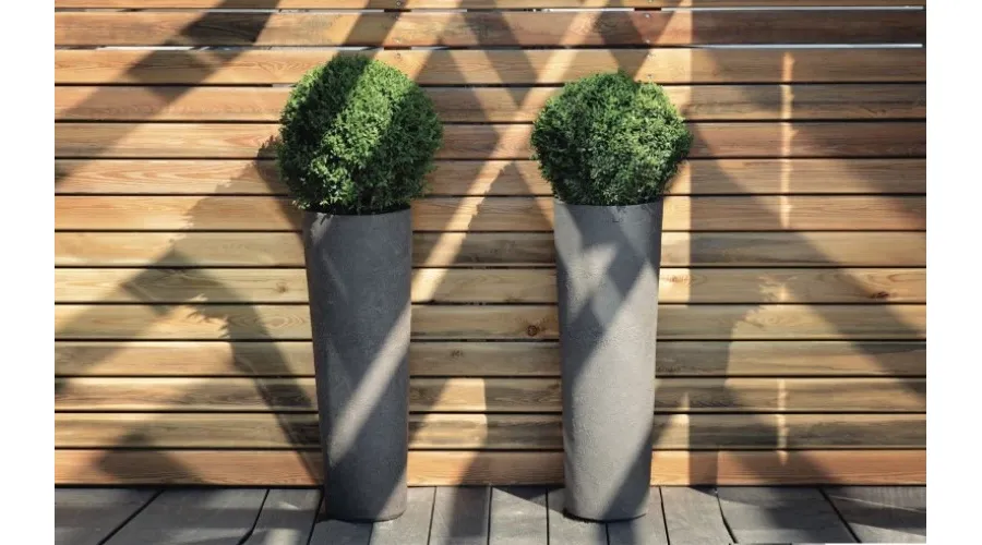Престижни саксии за градината